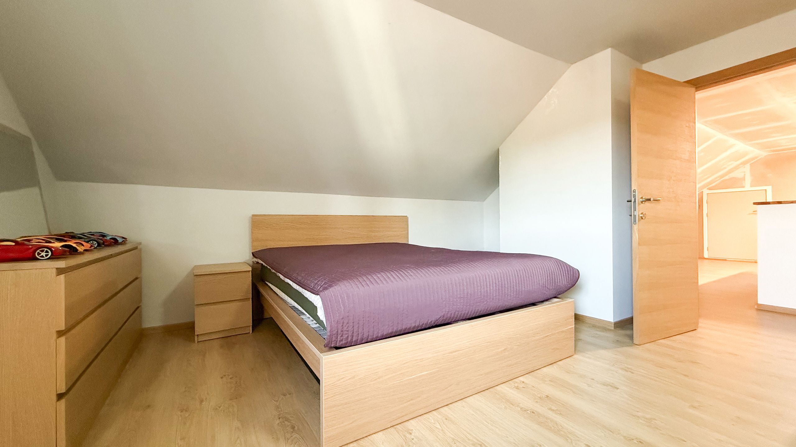 Karaktervolle nieuwbouw villa met 6slpks te Houthalen! foto 42