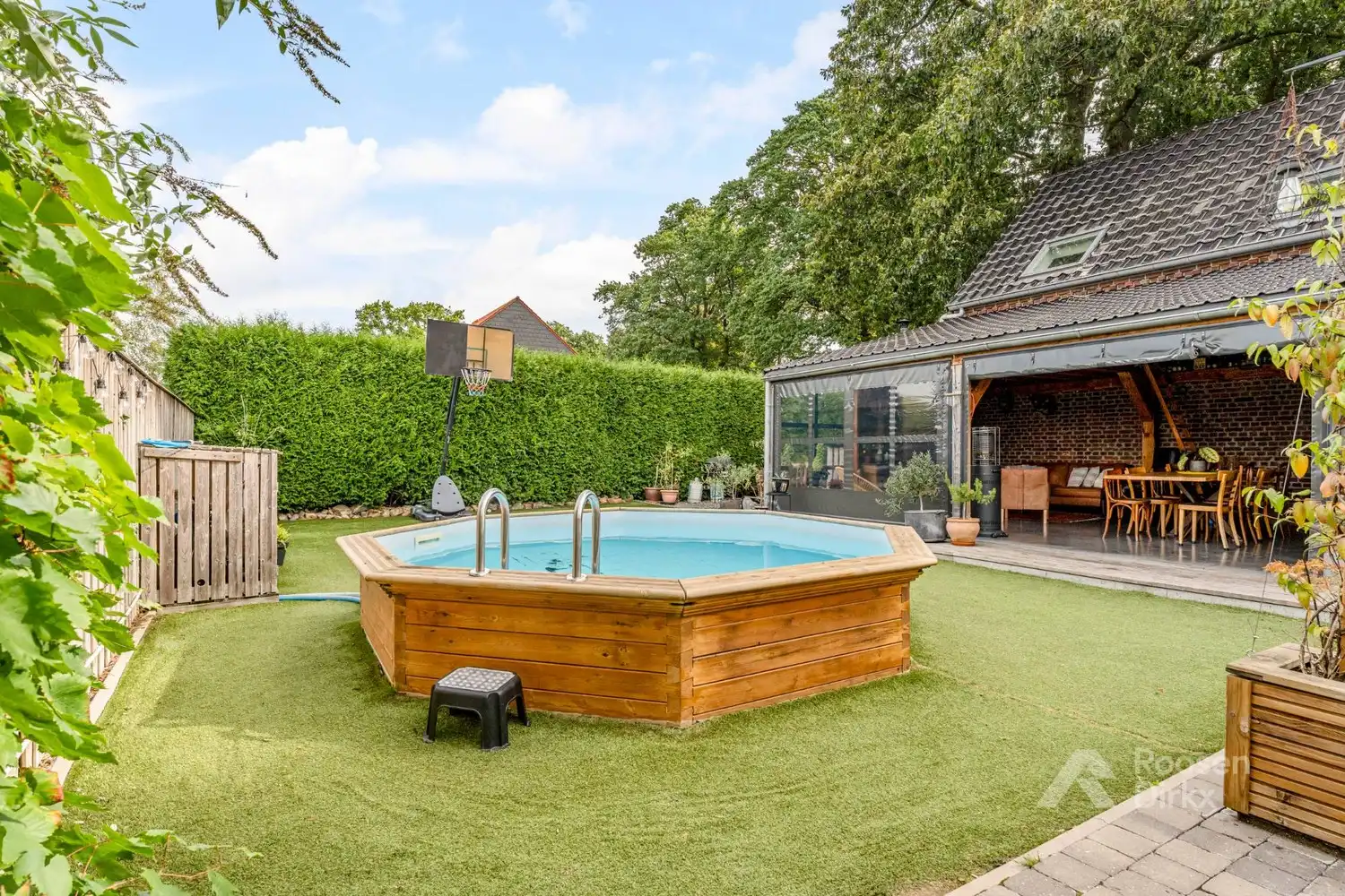 Karaktervolle gerenoveerde landelijke gezinswoning met 5 slaapkamers op perceel van 556m² foto 27
