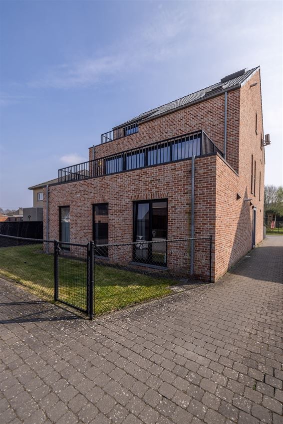 grote slpk, 123m²,2017, omgeven door tuin, rustig foto 22