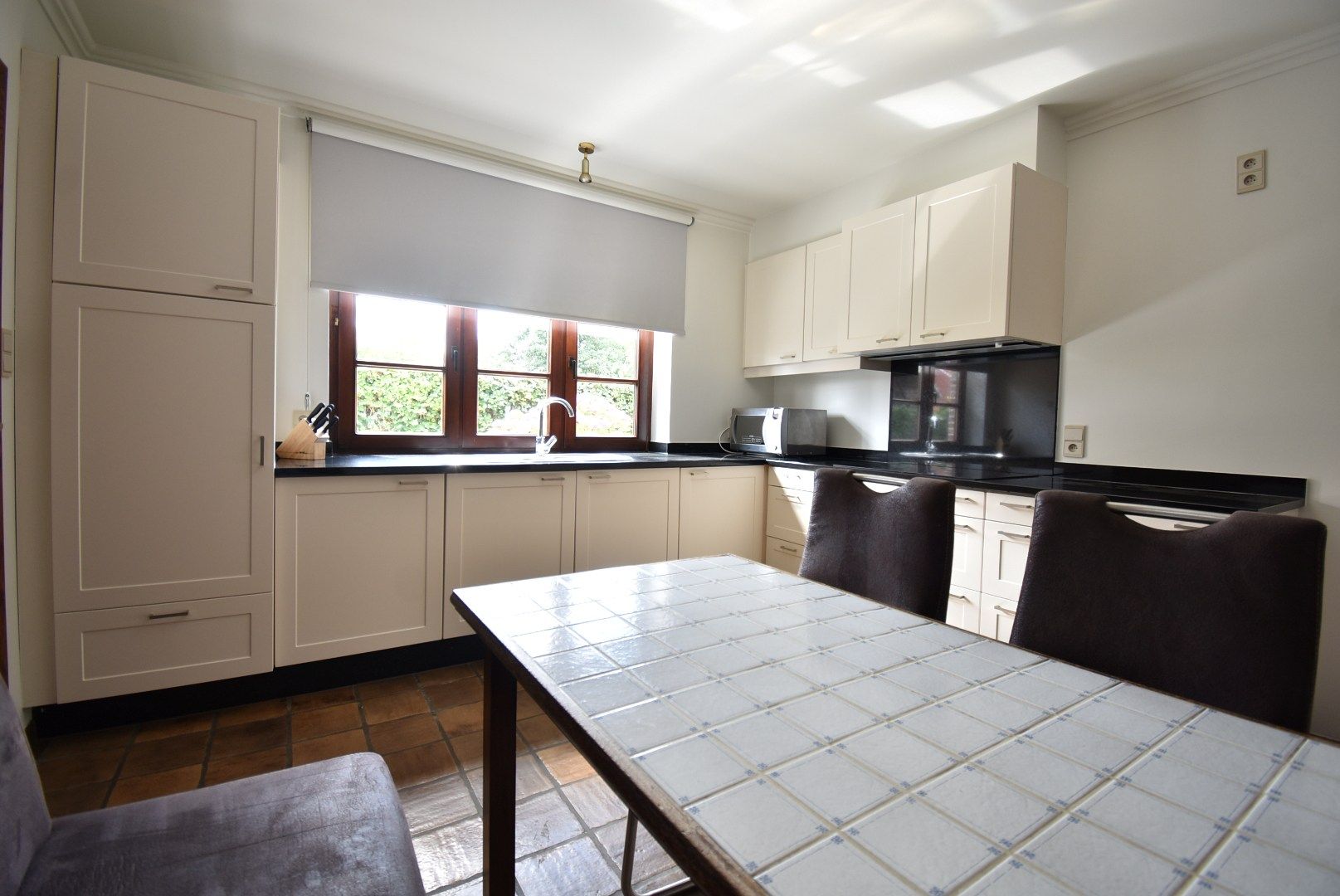 Knappe woning in open bebouwing met 4 slaapkamers te Schalkhoven foto 7