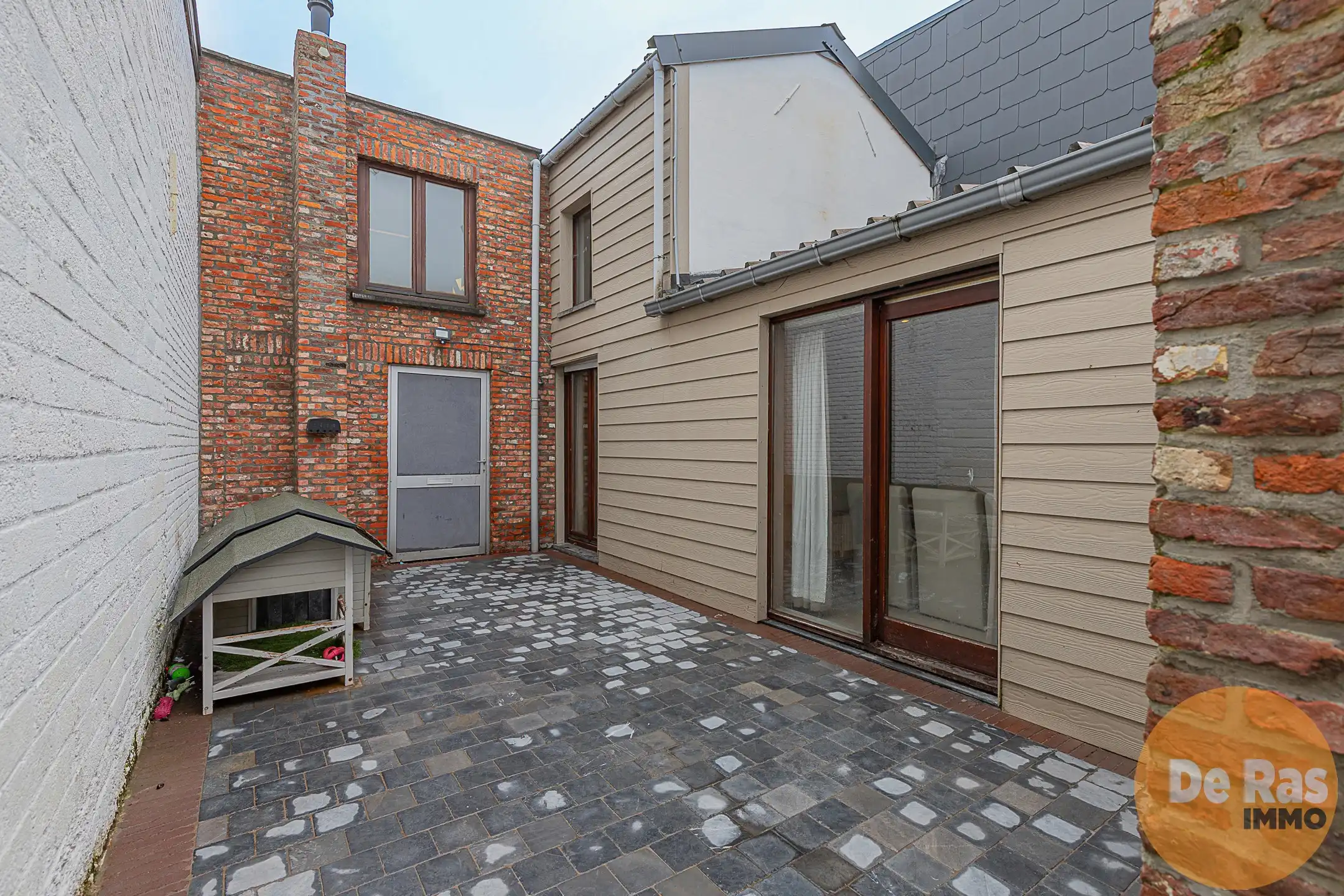 BERLARE - Leuke gezinswoning met 3 slpks, tuin en garage foto 24