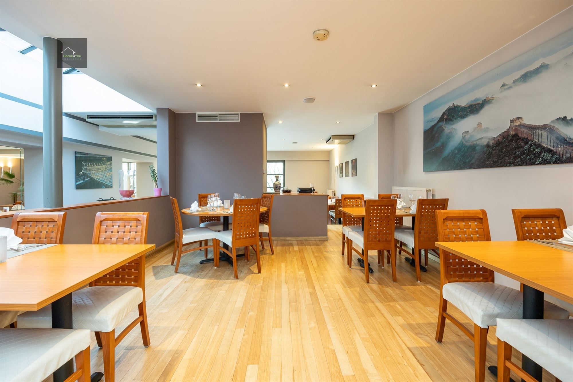 Ruim handelspand op toplocatie foto 7