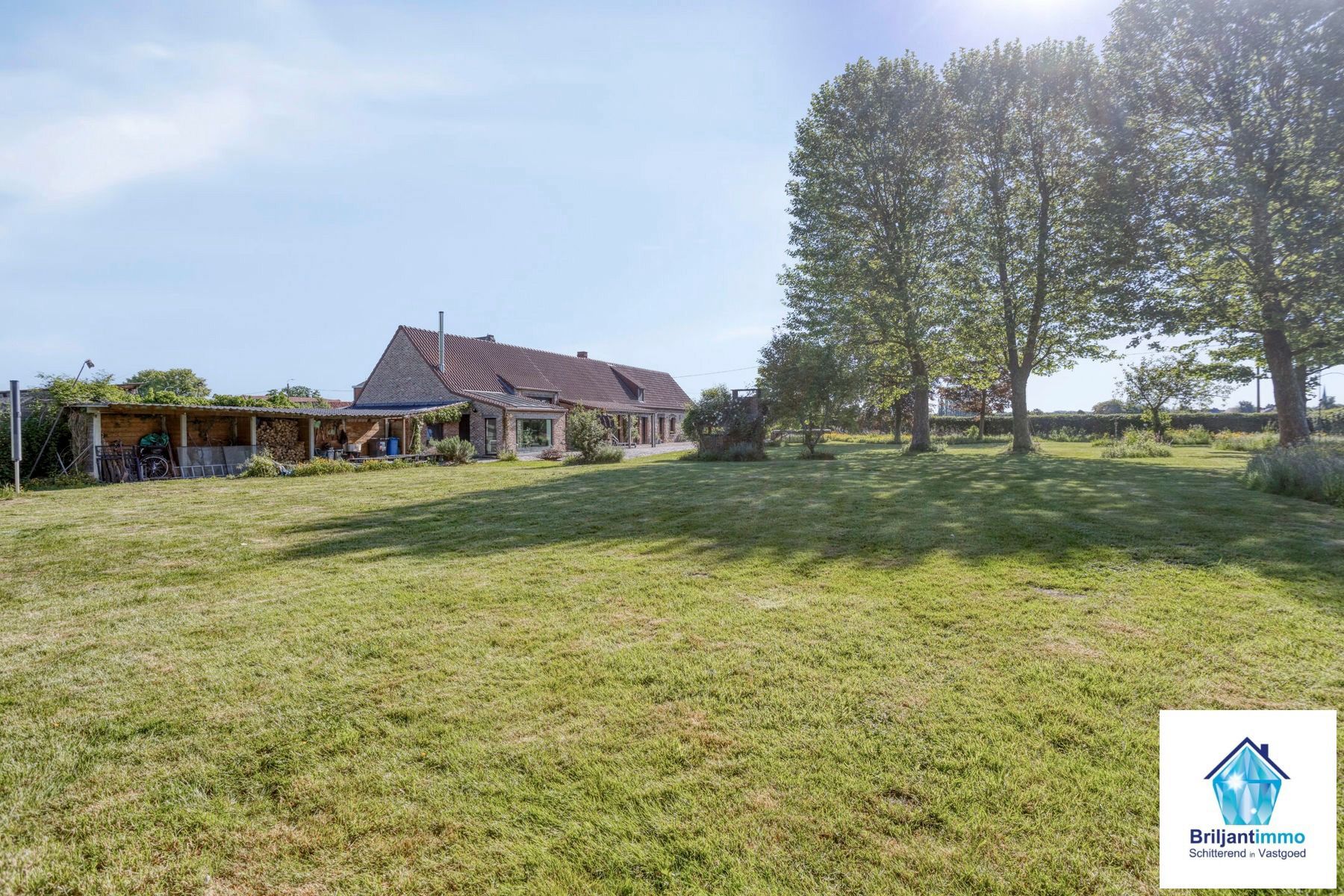 Authentieke, gerenoveerde hoeve te midden van het groen foto 36