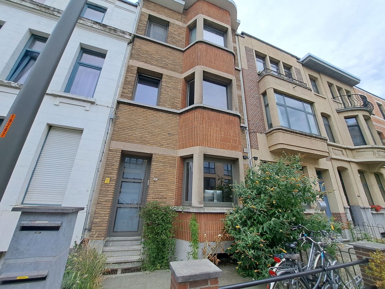 Gezellig gelijkvloers appartement vlakbij het Boekenbergpark foto {{pictureIndex}}
