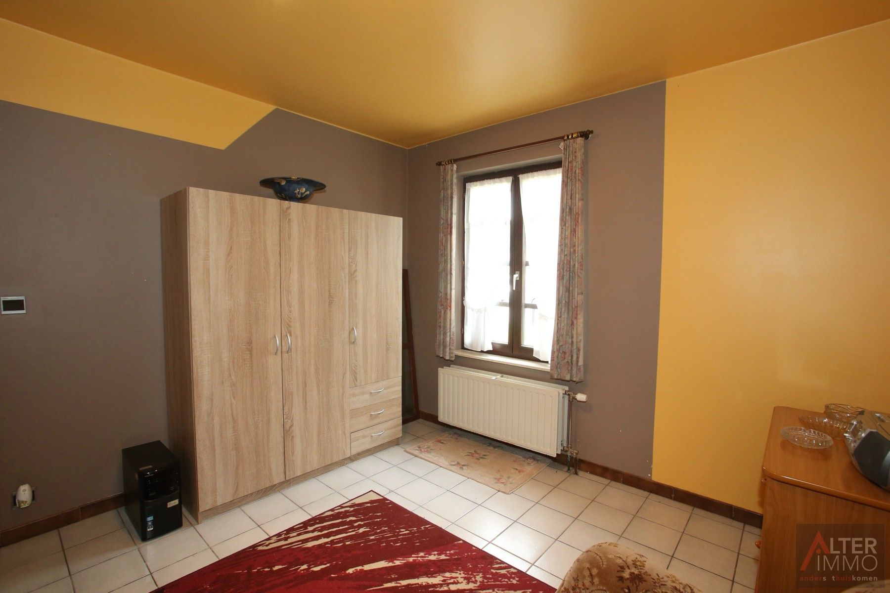 Instapklare woning met 4/5 slaapkamers op ca. 8 are! foto 12