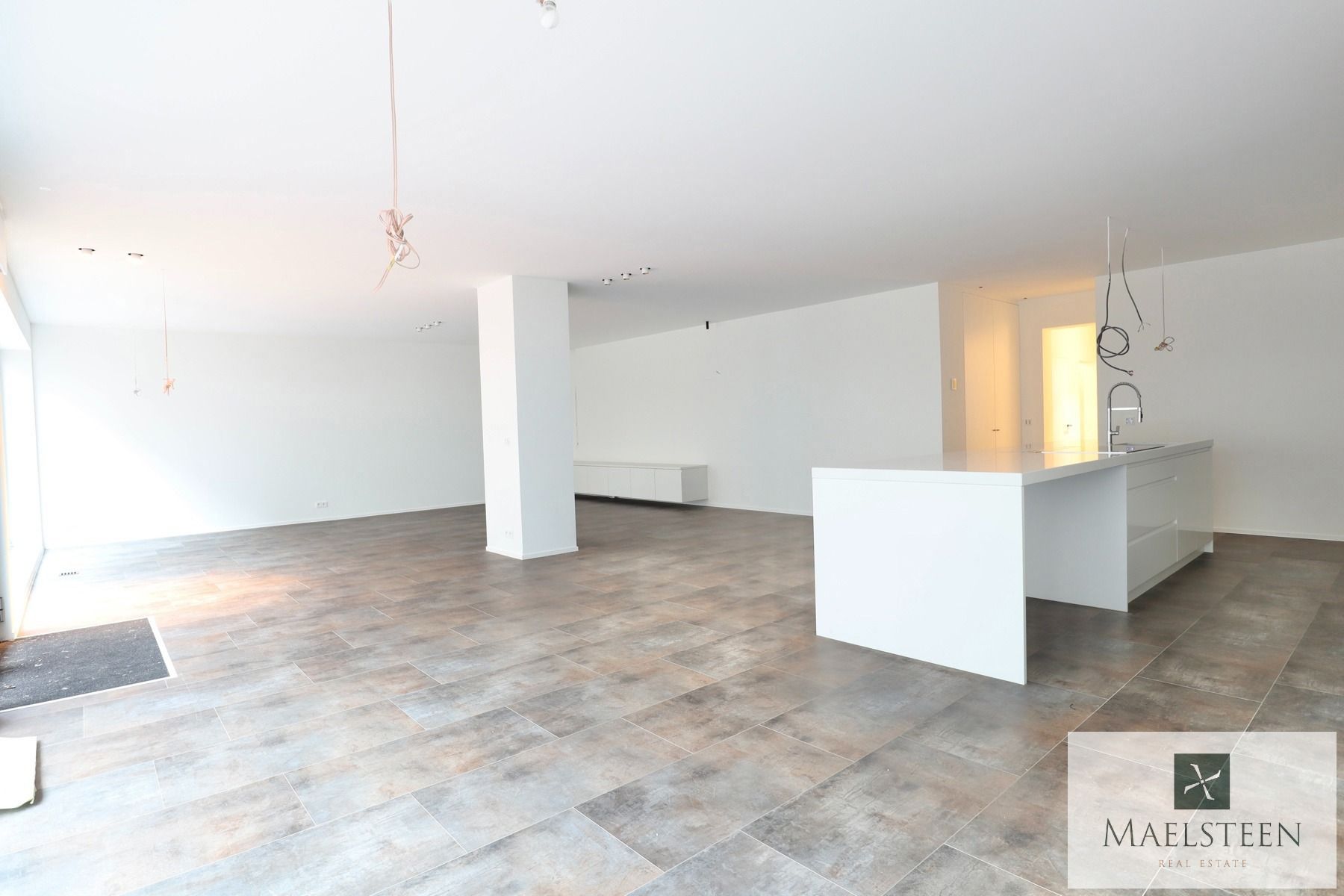 Gerenoveerd gelijkvloers appartement van 194 m² Knokke-Heist foto 3