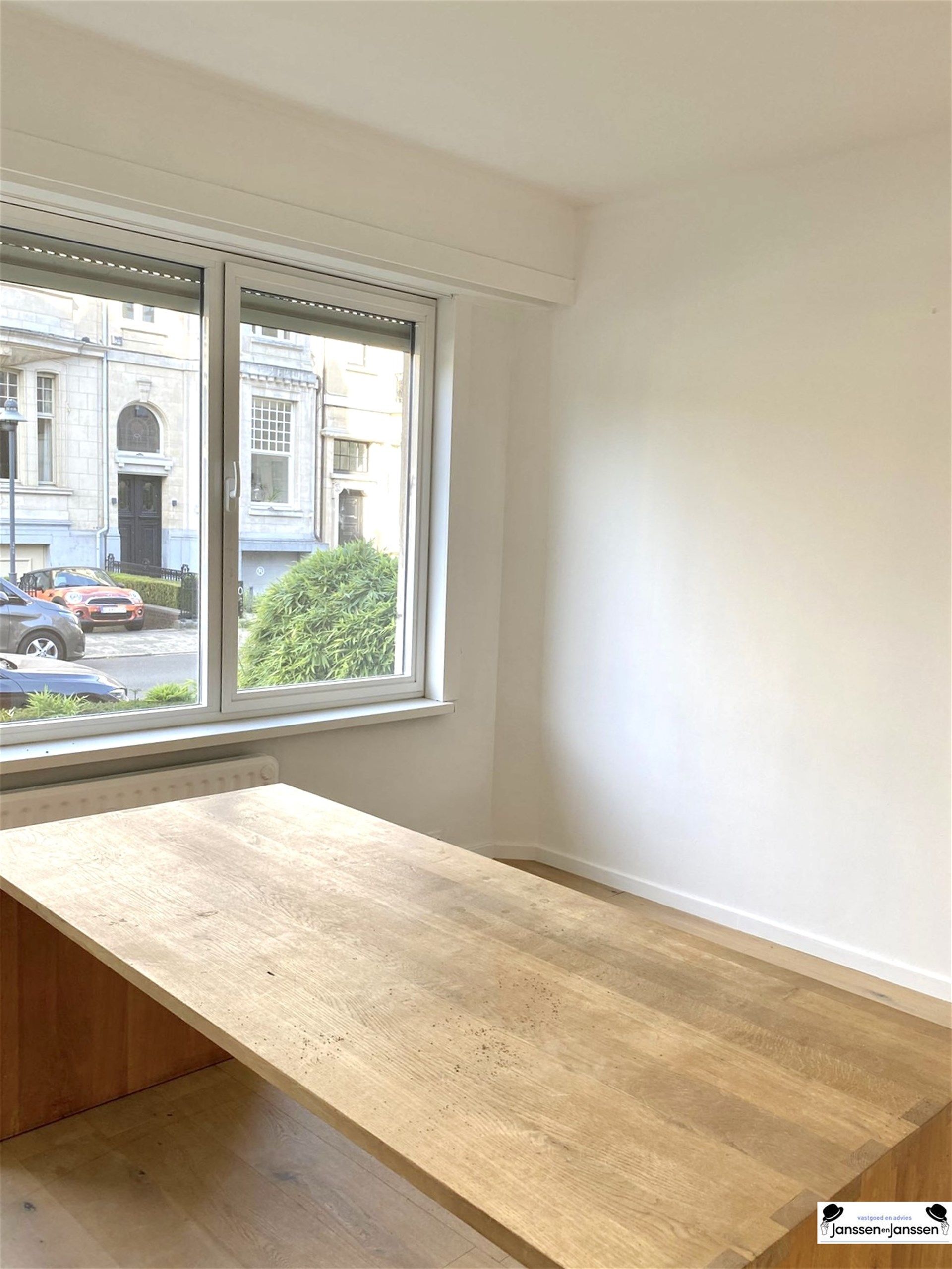 Hoekappartement met veel lichtinval op toplocatie in Antwerpen! foto 8