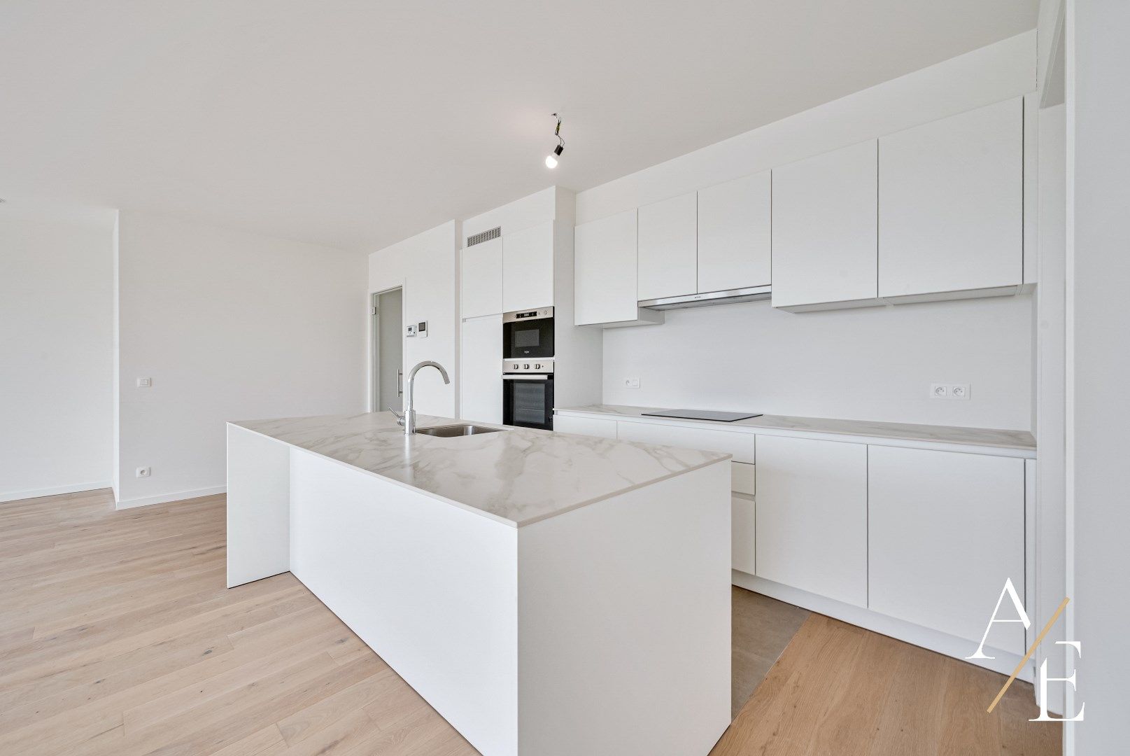 SINT-AMANDSBERG - Klassevol 2-slaapkamer nieuwbouwappartement (6% btw mogelijk) foto 8