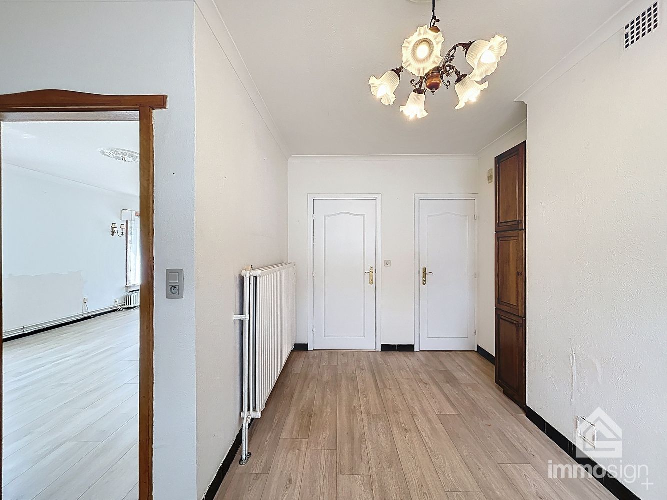 Charmante gezinswoning met potentieel op ruim hoekperceel in hartje Eksel foto 10