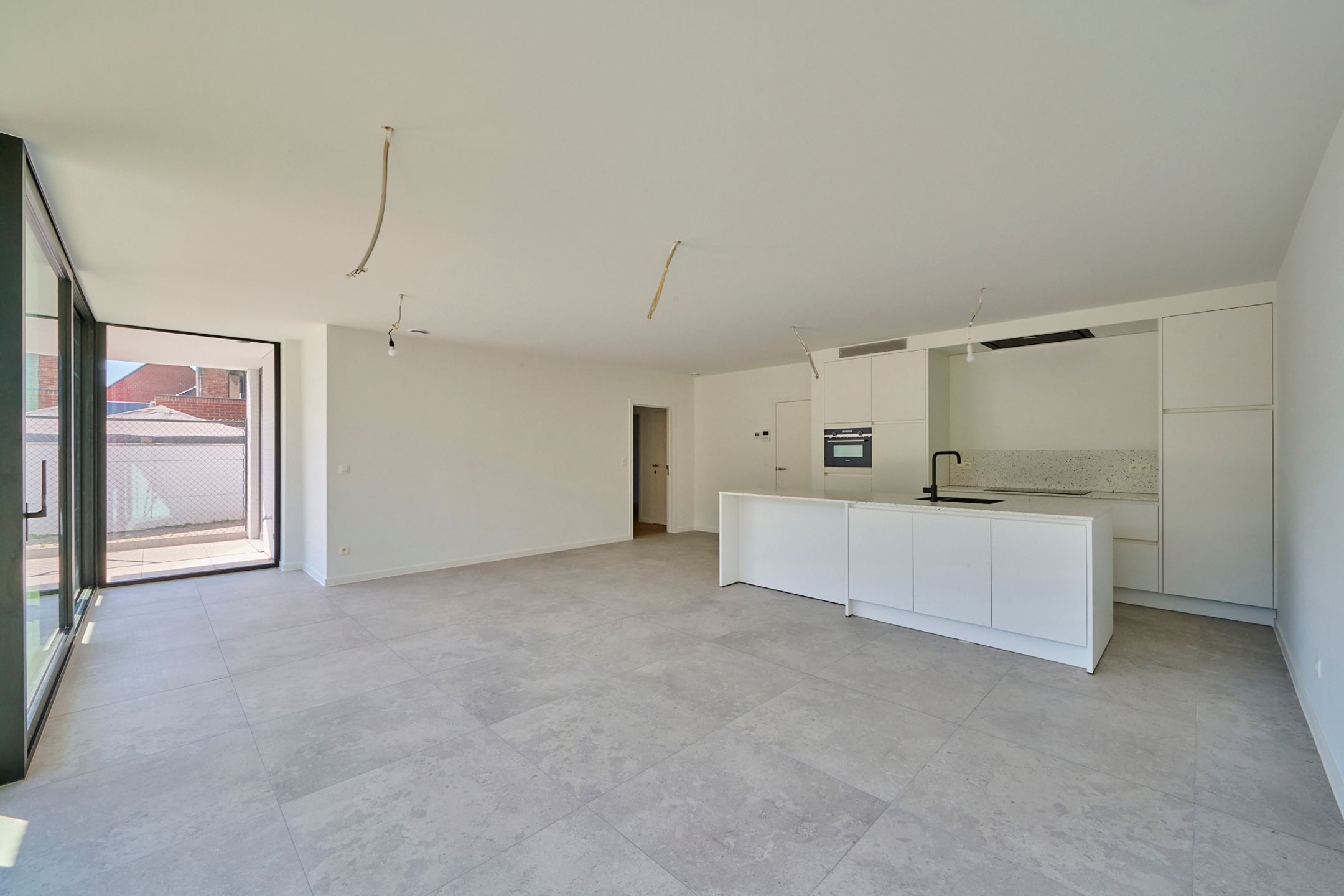 Volledig gerenoveerd glv appartement van 120m² + tuin foto 2