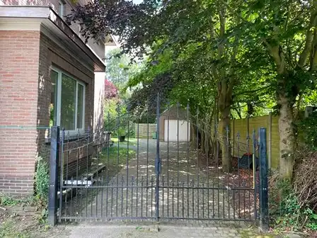 Residentieel gelegen woning op een perceel van 950 m² foto 11