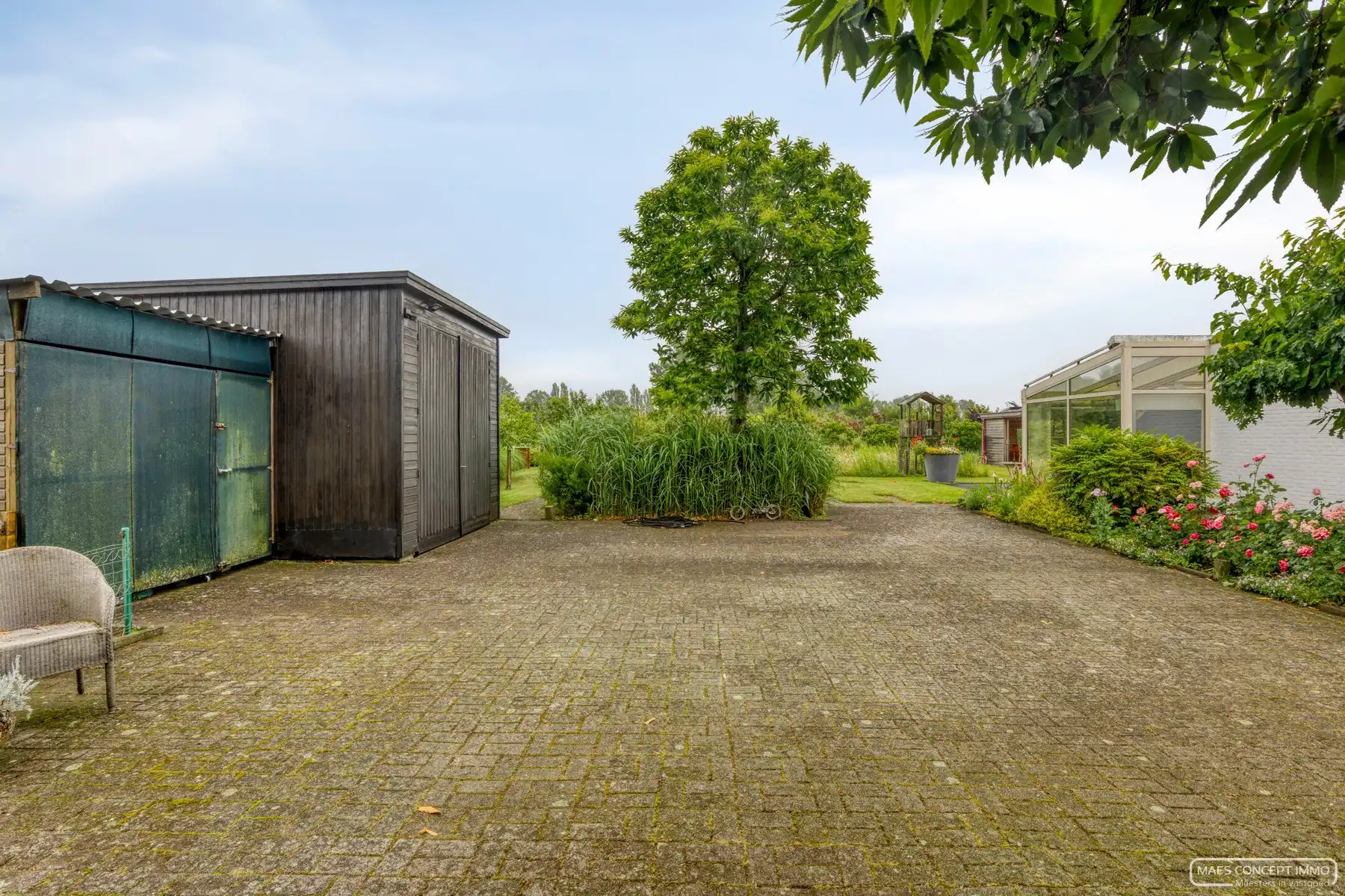 Rustig gelegen bungalow op 1800 m2 te koop in Anzegem foto 24