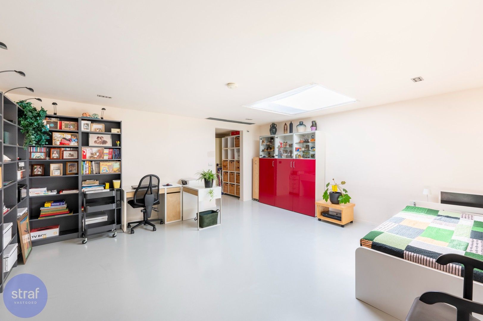 Instapklaar appartement met 2 slaapkamers en groot dakterras – Sint-Niklaas centrum foto 17