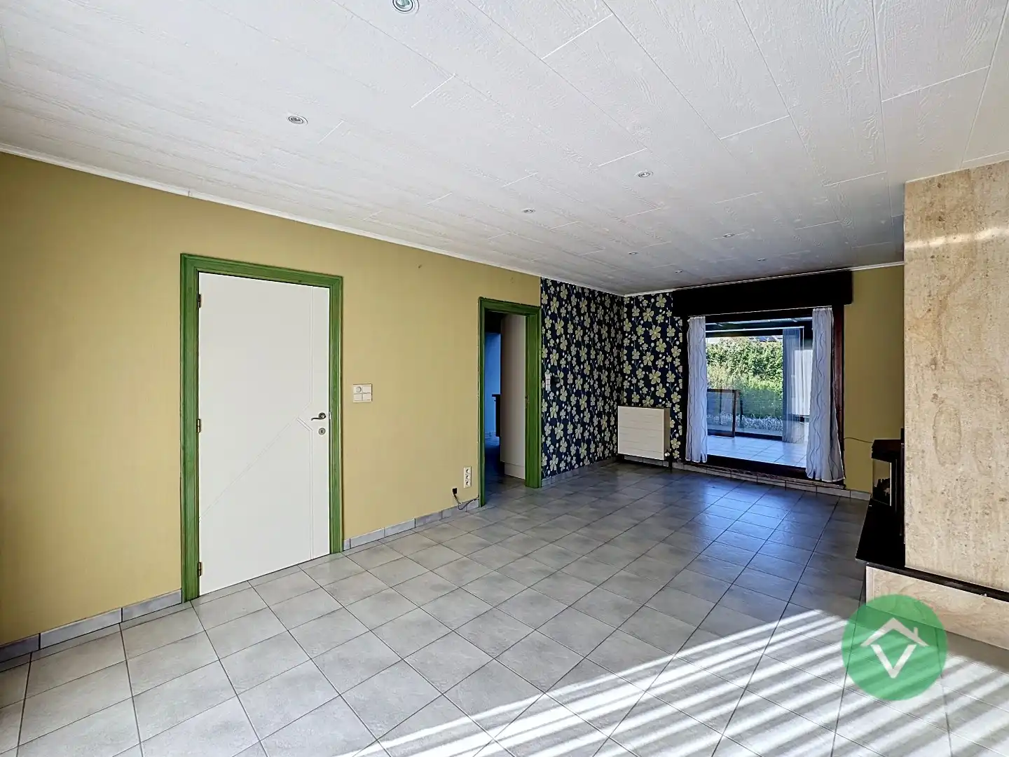 Ruime open bebouwing te huur in Eernegem foto 4