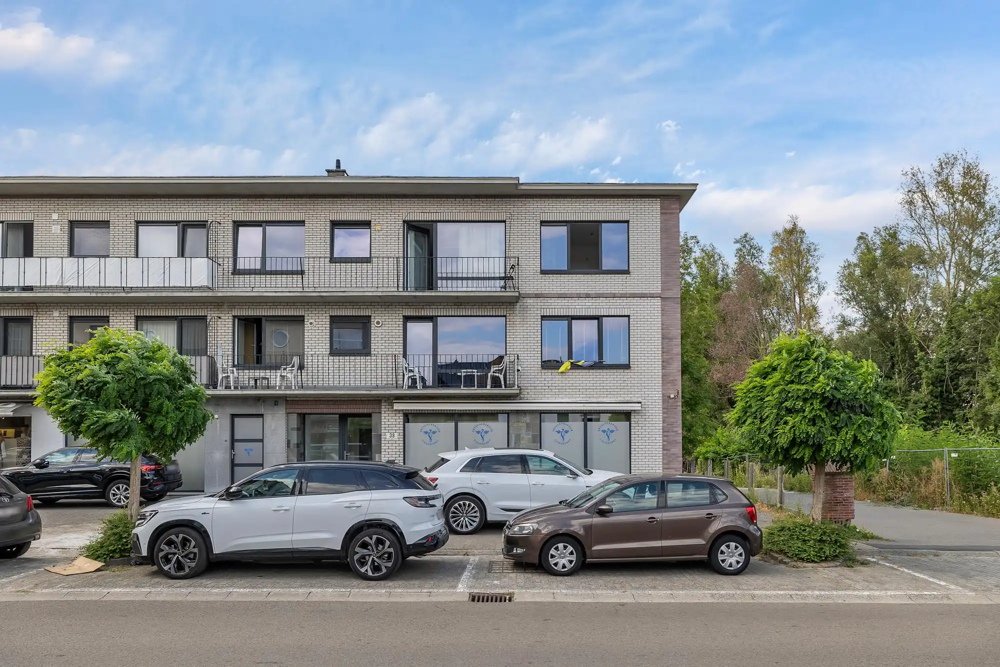 Instapklaar appartement met 3 slpk te centrum Liedekerke foto 32