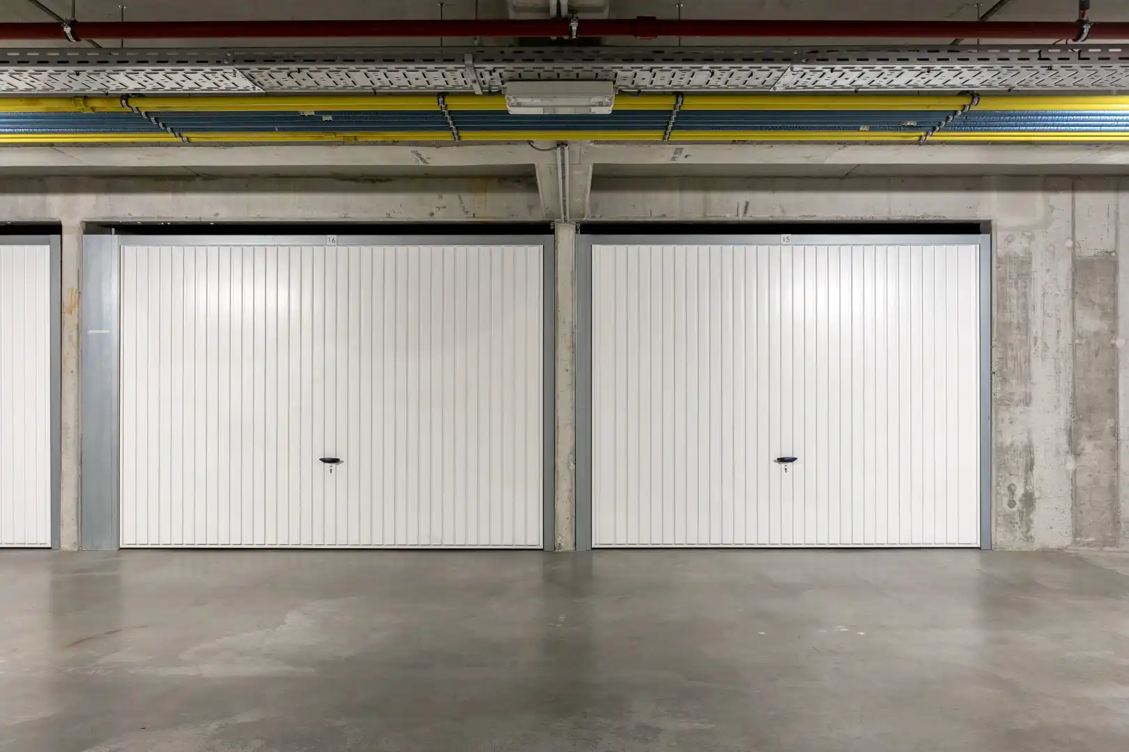 Instapklaar duplex app. met garageboxen te Beersel foto 20