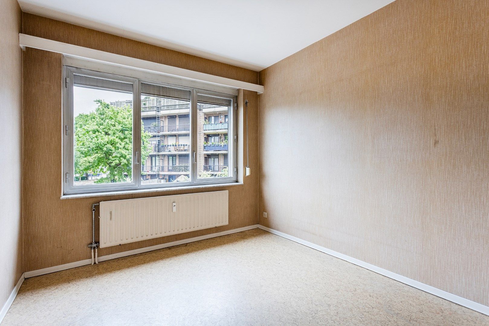 Ruim appartement met 3 slaapkamers en terras nabij Rivierenhof! foto 14