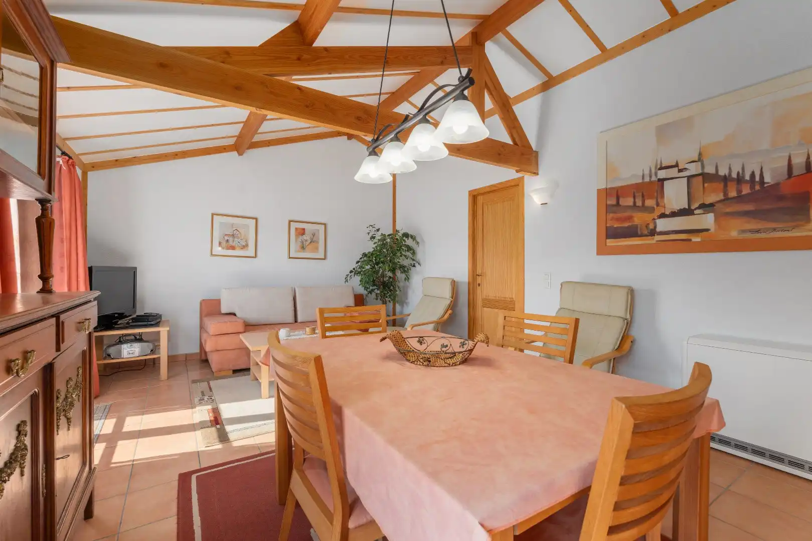 Zonnige vakantiewoning vlakbij zee foto 2