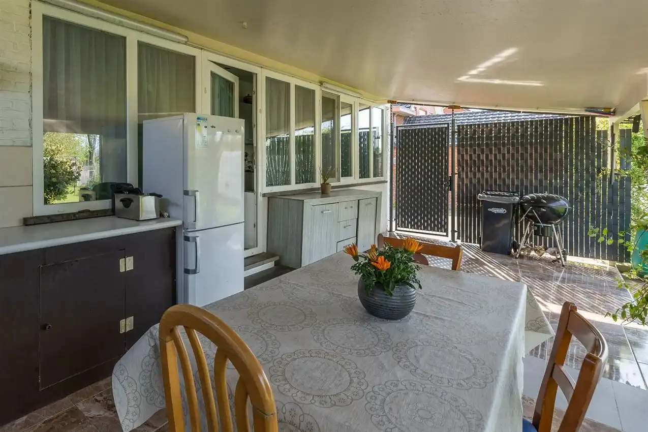 villastijl,vernieuwd in 2018, label D, mooi perceel foto 6