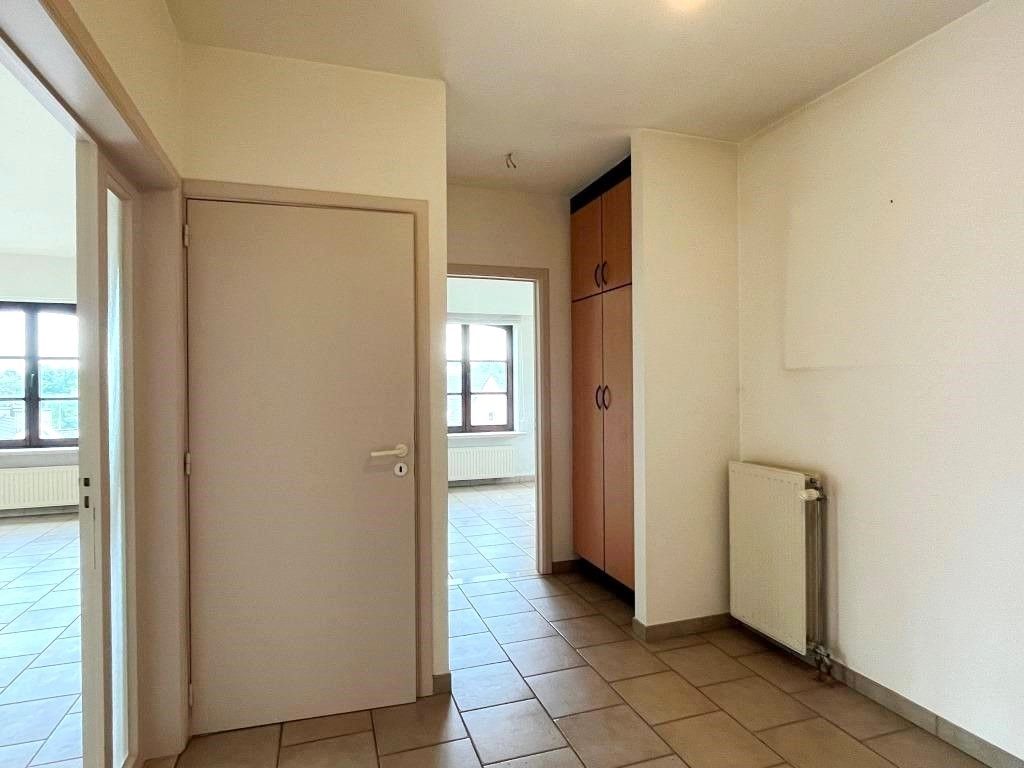 Residentieel gelegen dakappartement omgeven door groen op wandelafstand van het Sint-Pietersstation. foto 5
