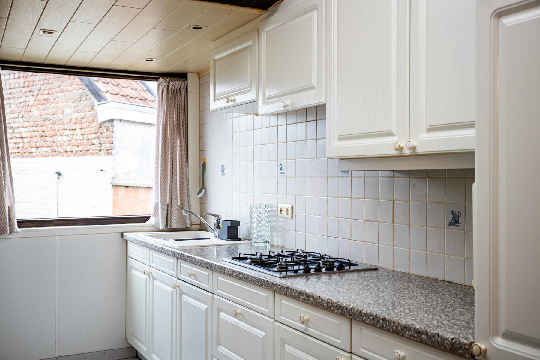 Rijwoning in centrum Aalst foto 9