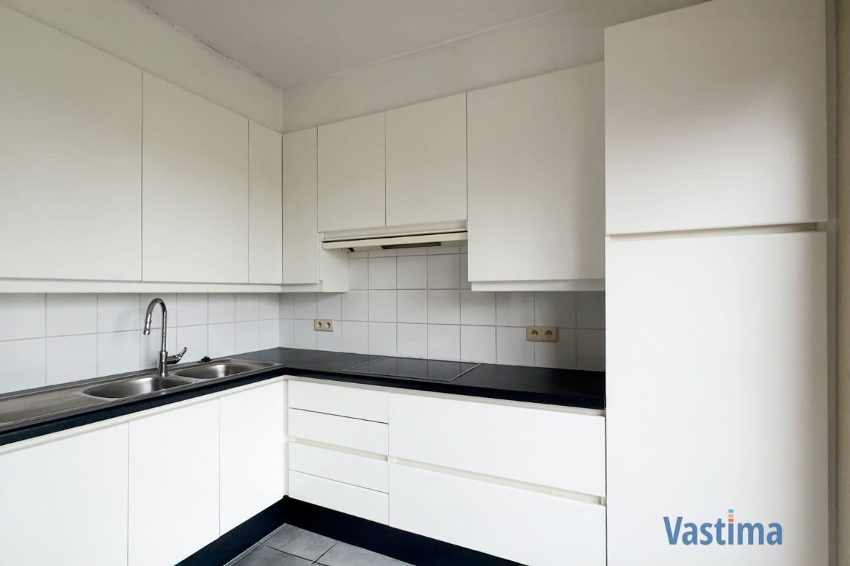 Licht, ruimte en locatie – appartement met 2 slaapkamers, groot terras en garage foto 6