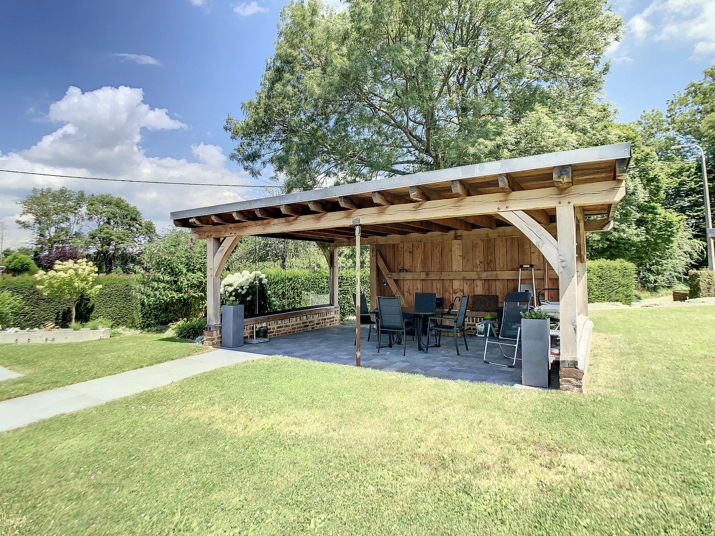 Prachtige woning met 5 slaapkamers, bureau, kelder, garage en tuin te 's Gravenvoeren foto 21