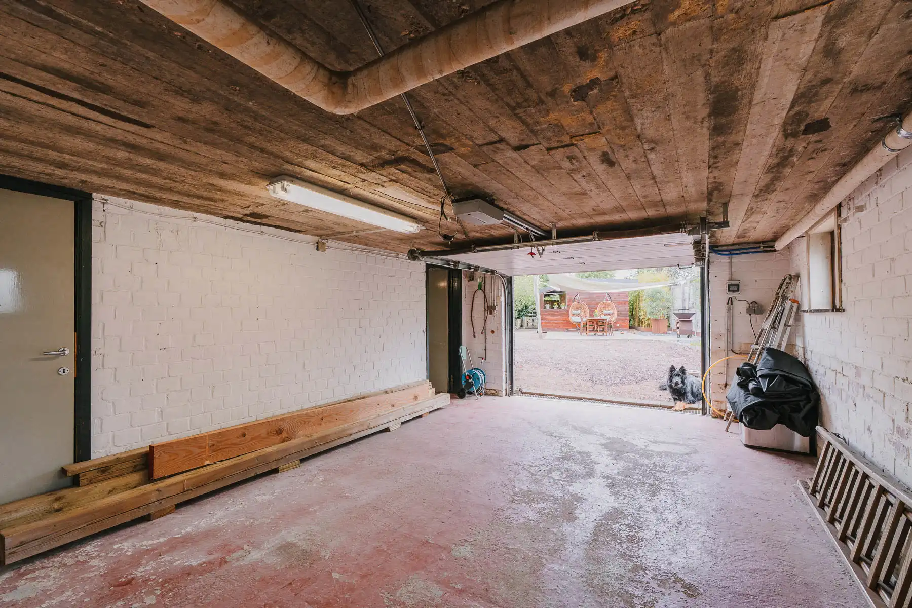 Vrijstaande, karaktervolle woning met prachtige tuin foto 20