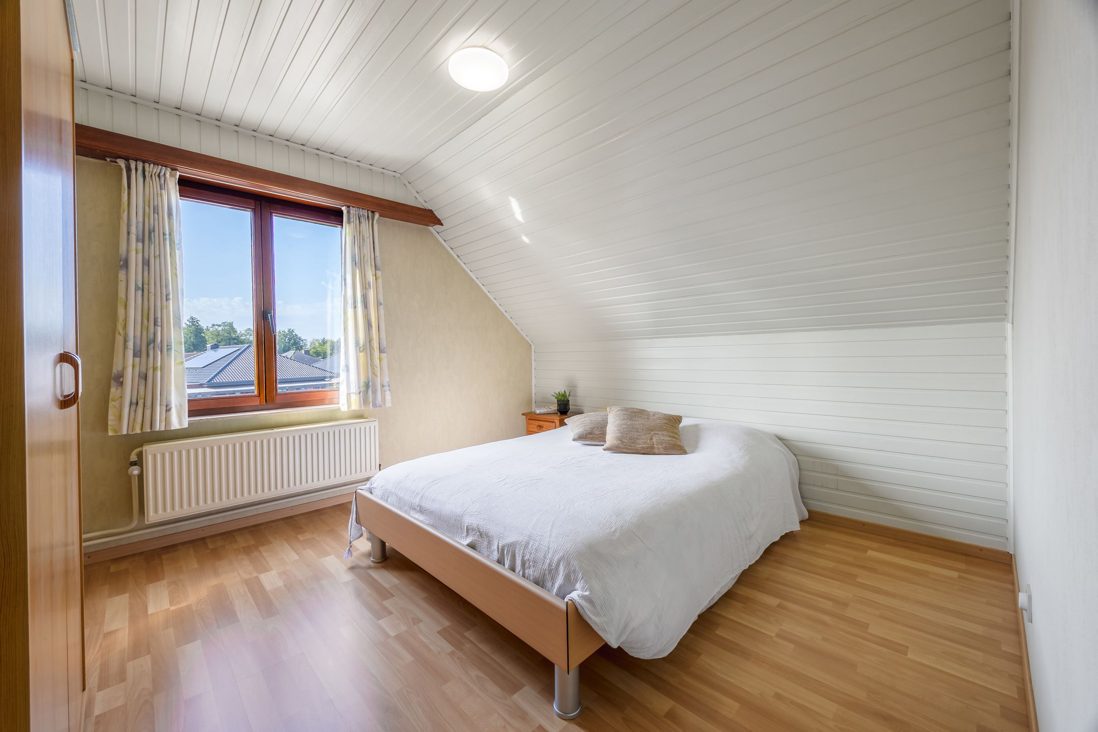Instapklare woning met 4 slpks nabij centrum Westmalle foto 11