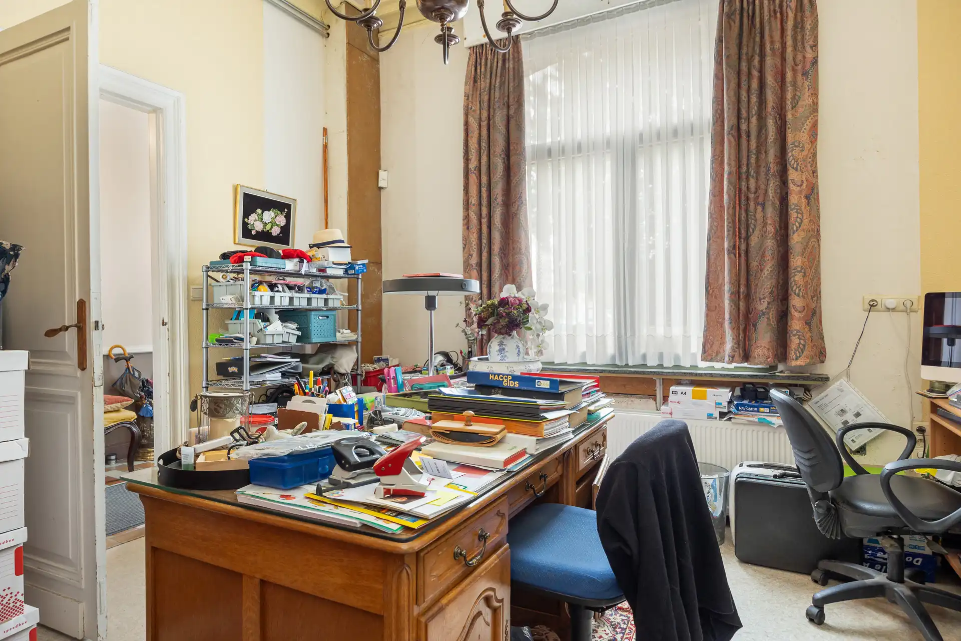 Ruime herenwoning met 5 slaapkamers en praktijk in centrum foto 14