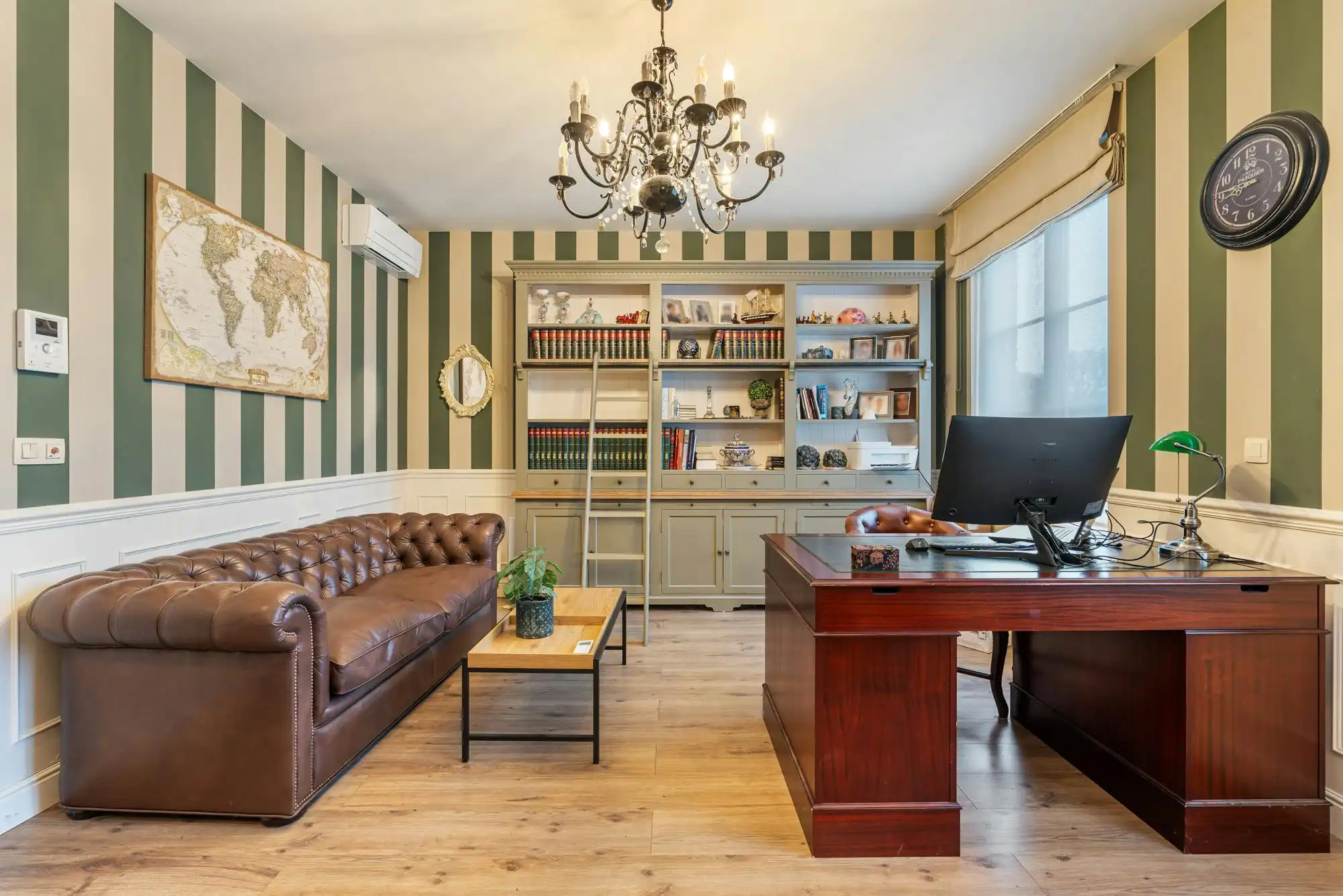 Pastorijvilla met praktijkruimte en studio te Zonhoven foto 5