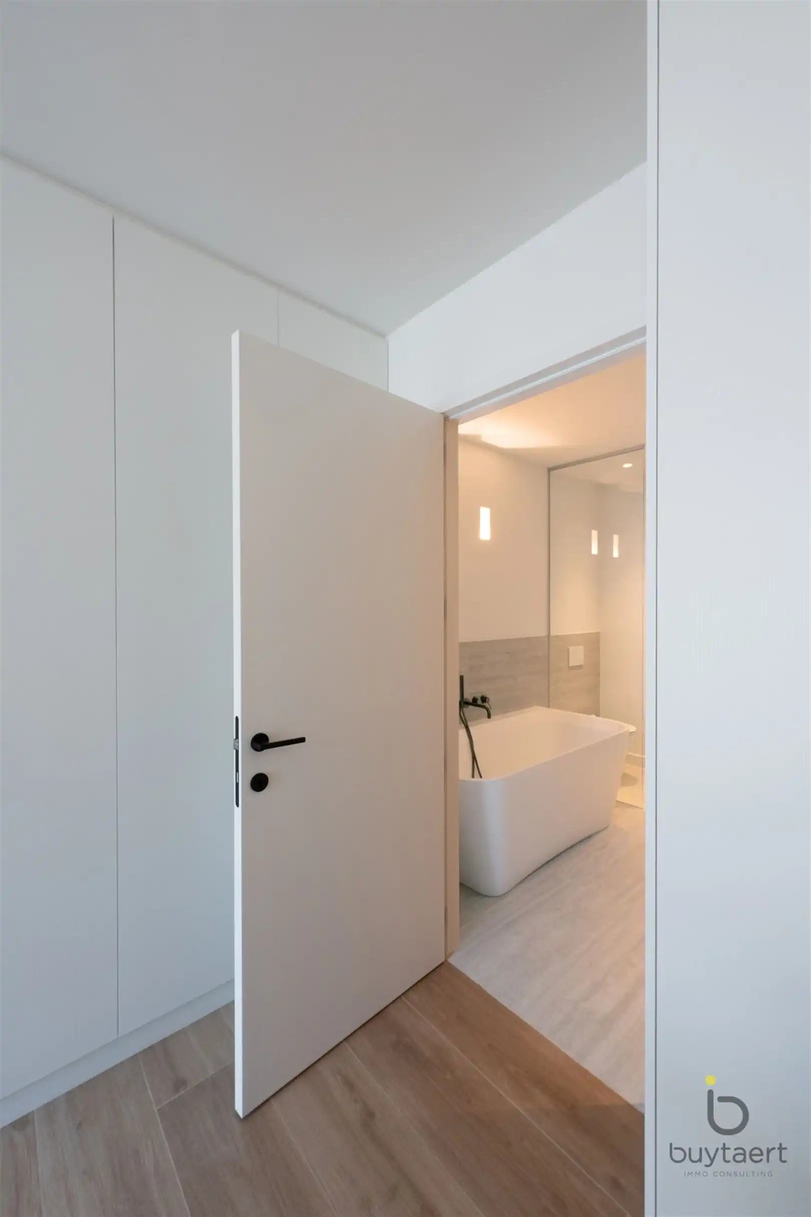 Luxueus nieuwbouwappartement met 2 slaapkamers en ruim terras in hartje Schilde  foto 34