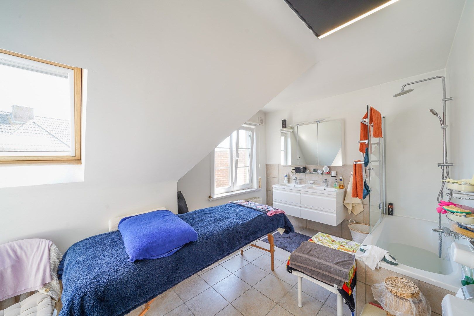  Instapklare woning met garage en zonnige tuin in Oostende (Konterdam) foto 14