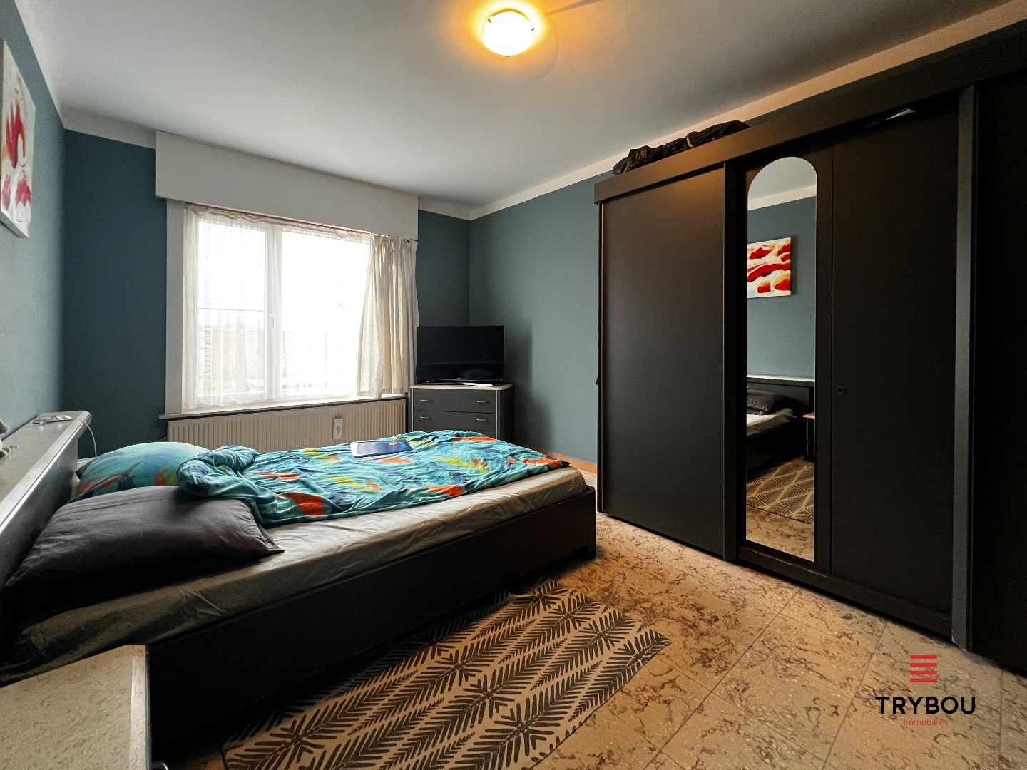 Ruime woning met garage, tuin en drie slaapkamers foto 12