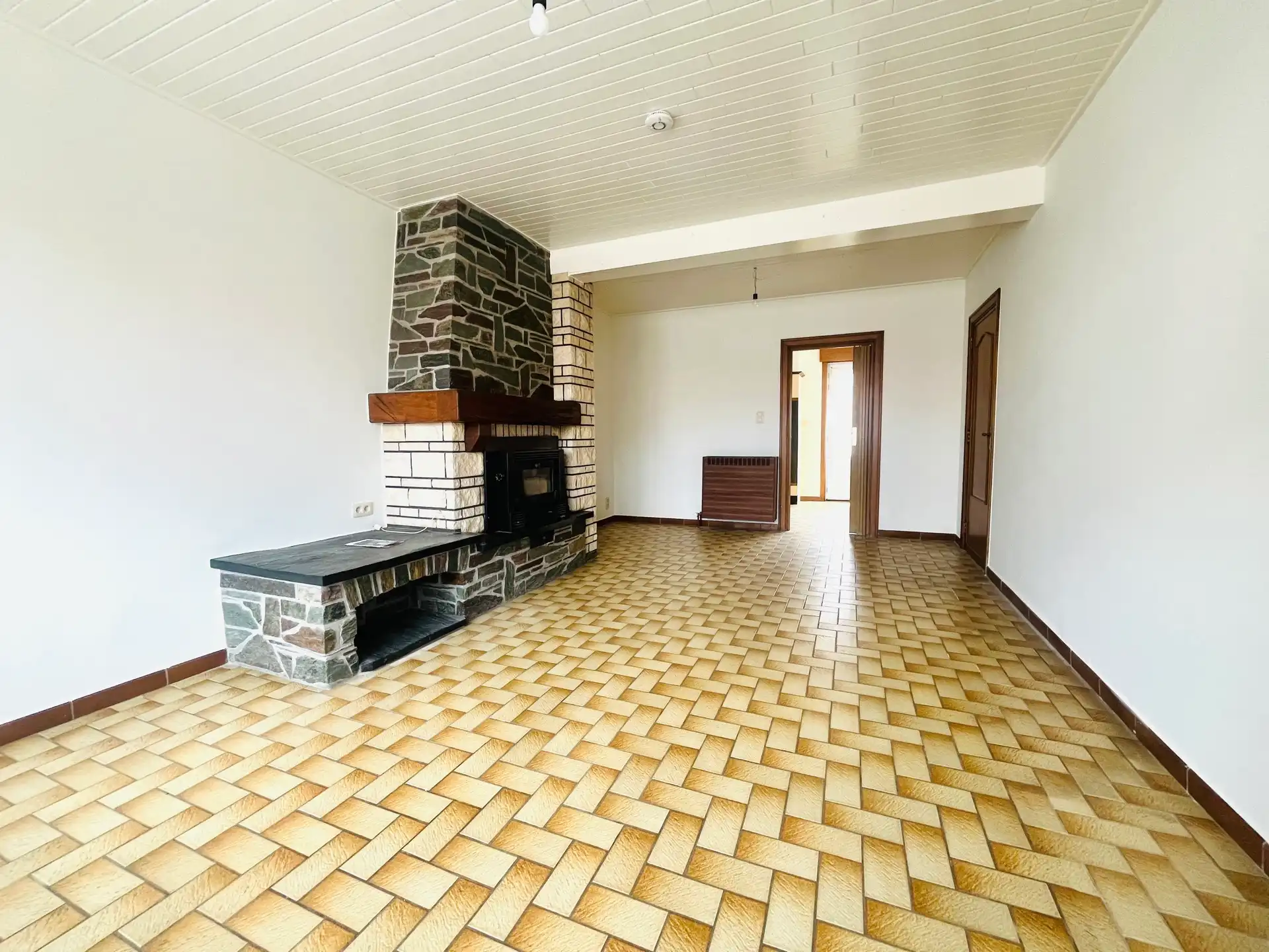 WONING GELEGEN IN HET CENTRUM VAN LIEDEKERKE foto 3