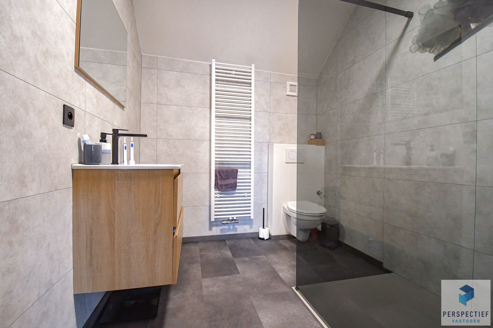 LICHTRIJK DUPLEX-APPARTEMENT (94 m²) MET 2 SLAAPKAMERS foto 9