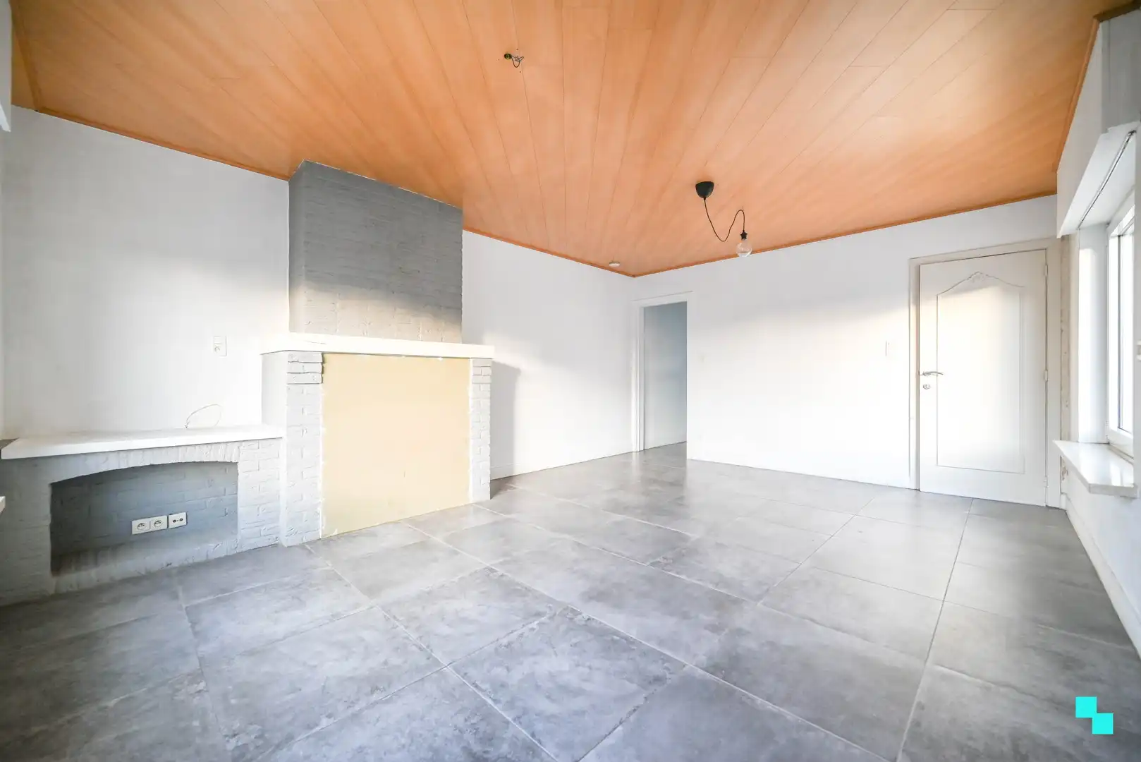 Ééngezinswoning in het hartje van Oostrozebeke foto 7