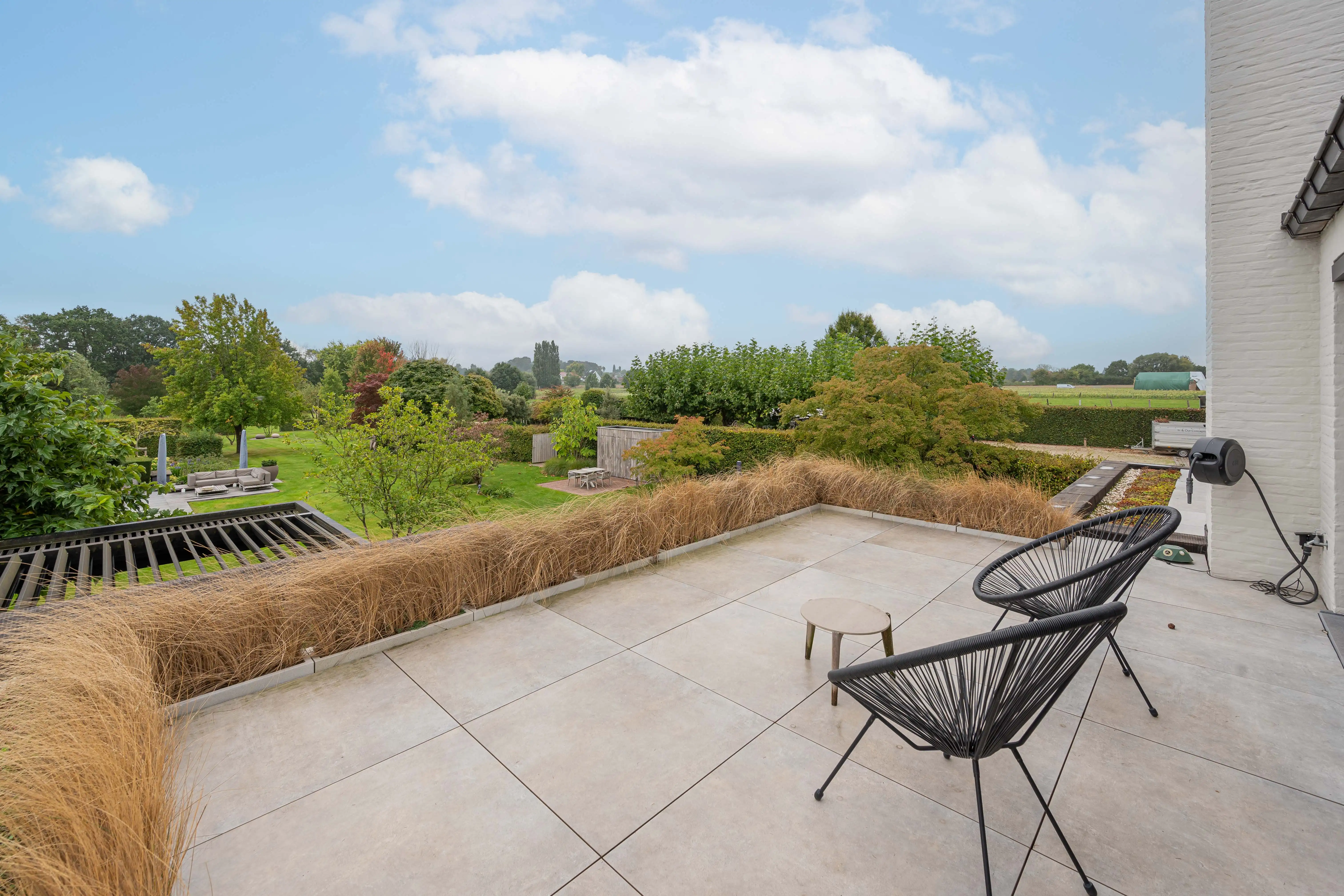 Sublieme en multifunctionele eigendom met exclusieve tuin foto 18