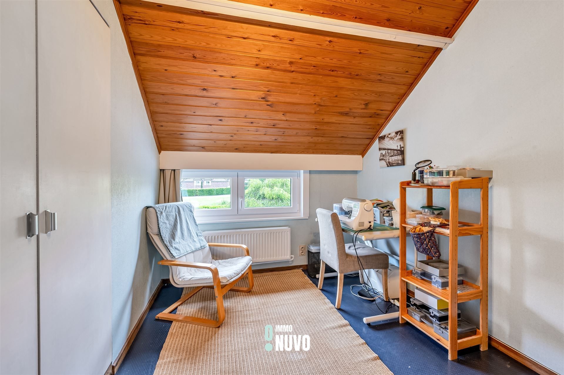 Instapklare open bebouwing met 4 slpks, tuin en garage foto 14