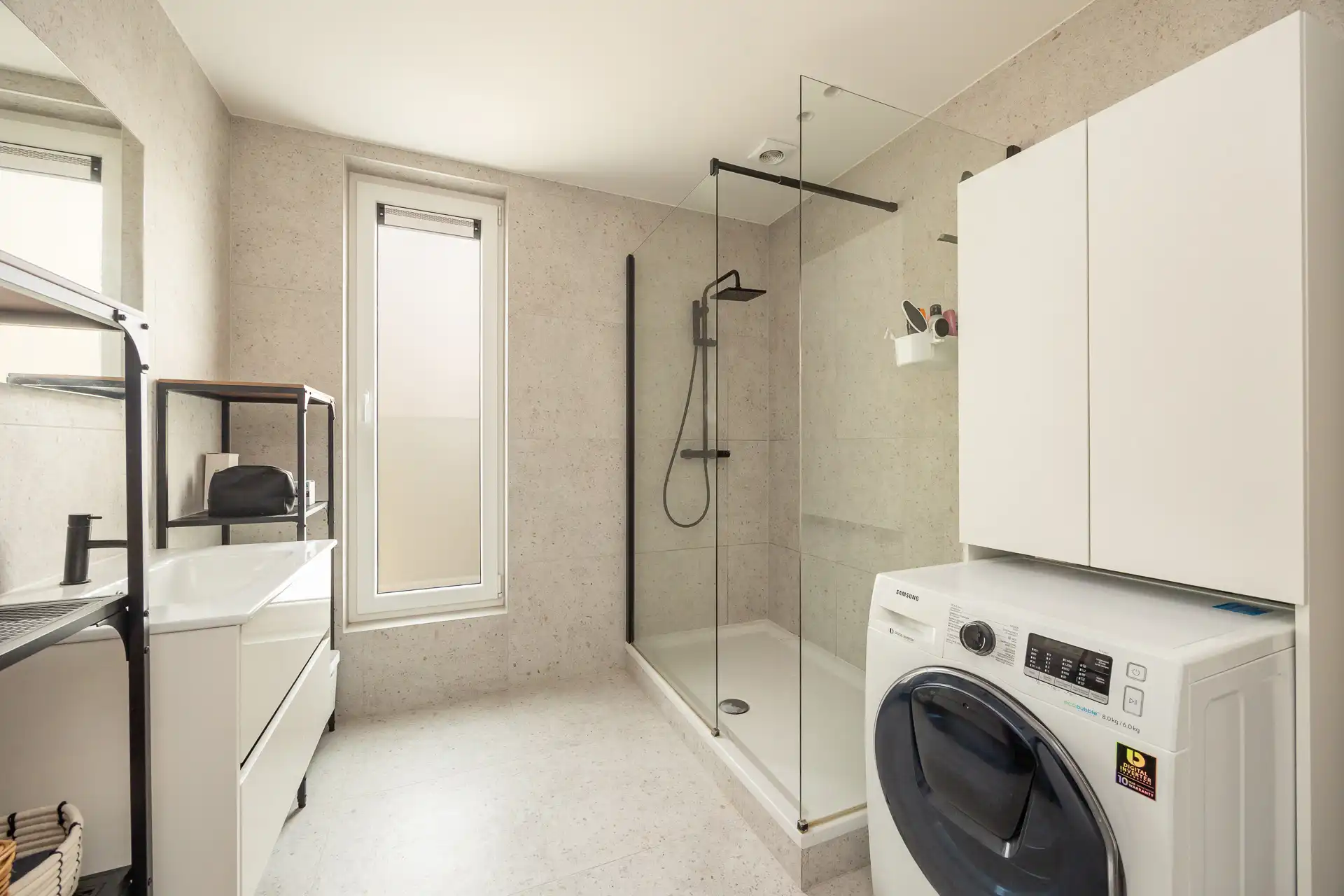 Prachtig gerenoveerd appartement met uniek dakterras! foto 15