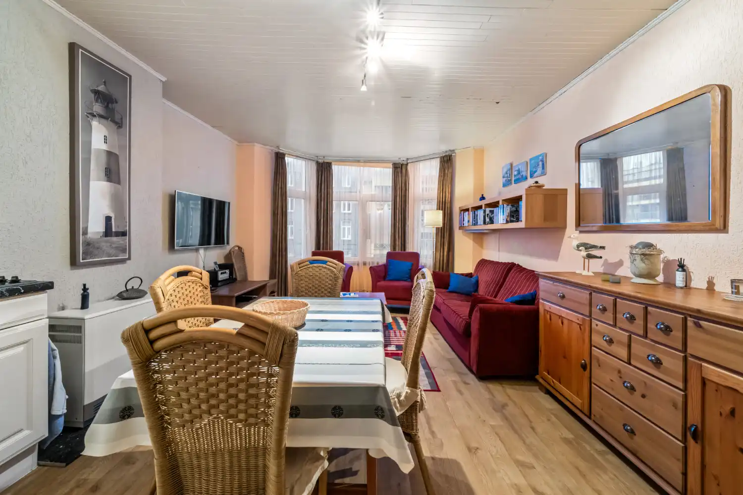 Charmant instapklaar één slaapkamer appartement in een rustige residentie foto 2