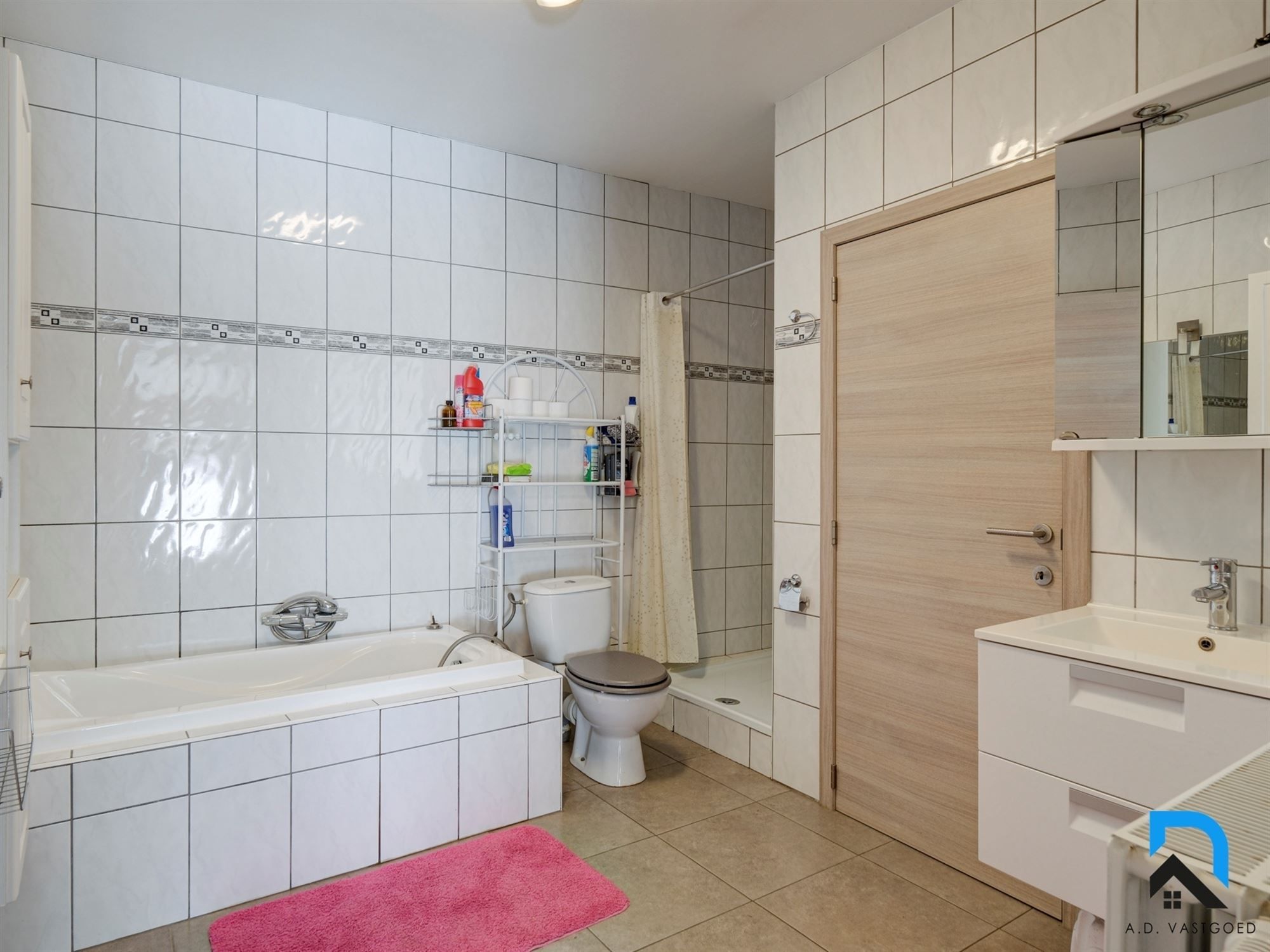 Ruime woning met tuin nabij het centrum van Bilzen foto 15