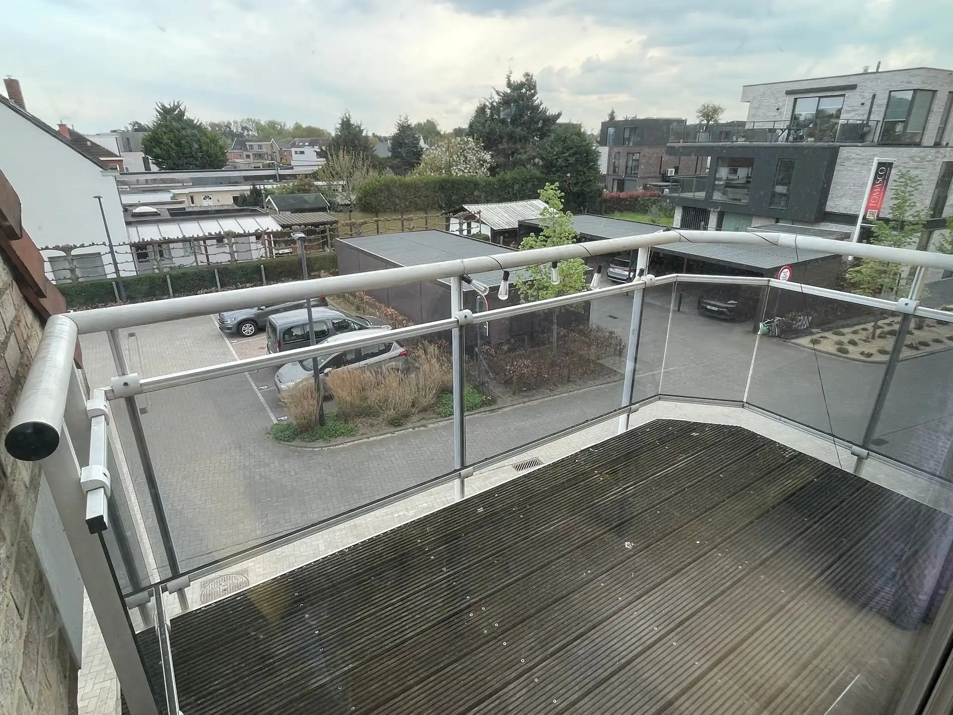 Gunstig gelegen en uitzonderlijk ruim gezellig appartement. foto 10