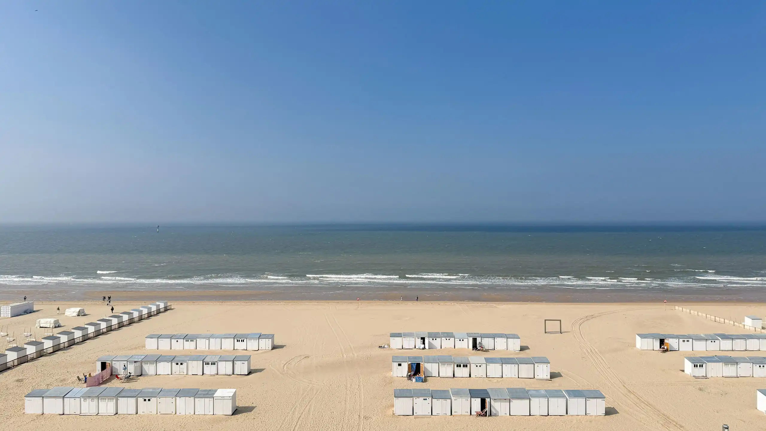 EXCLUSIEF mezzanine-appartement, gelegen op Zeedijk Zoute... foto 6