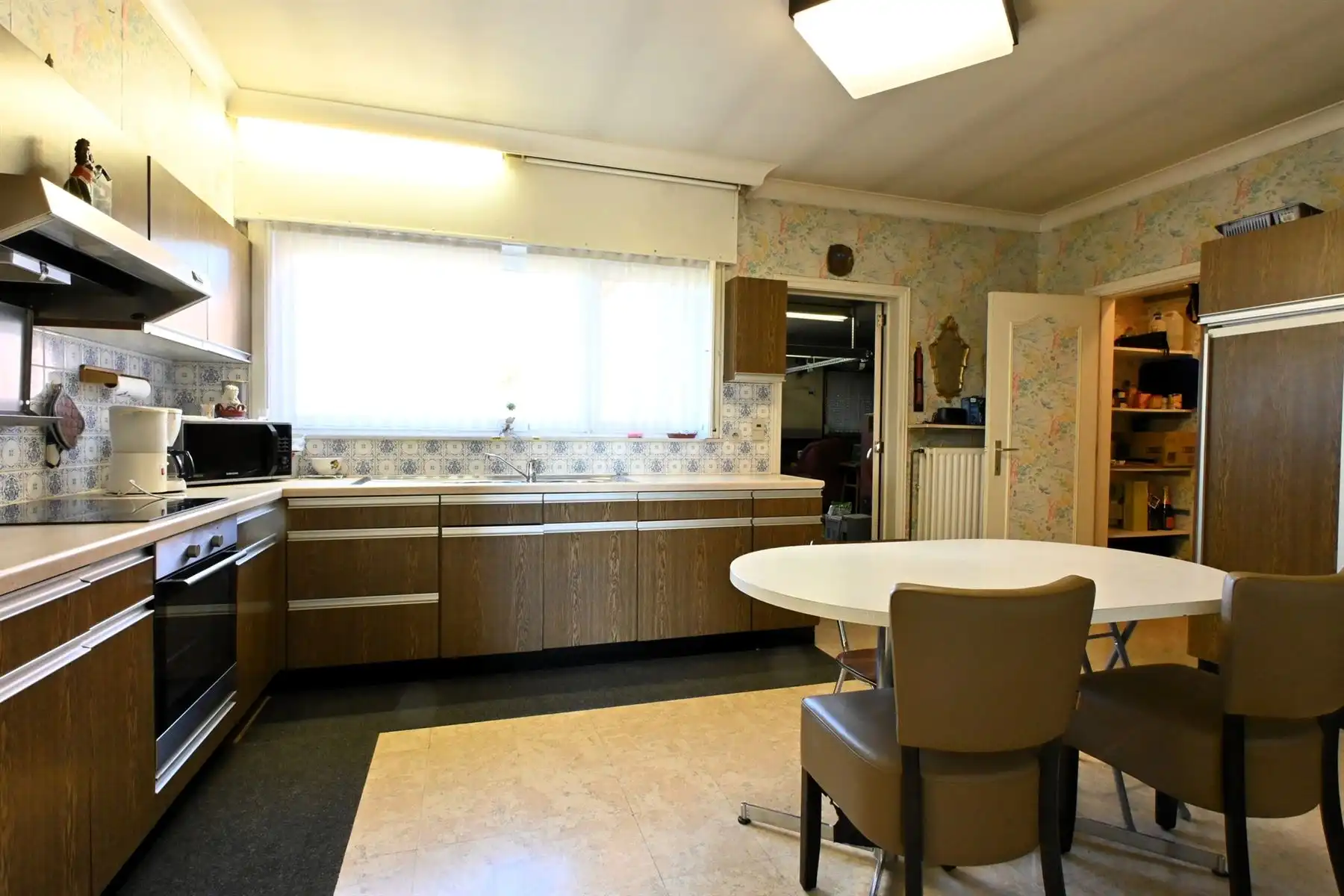 Ruime woning met zonnige tuin foto 4