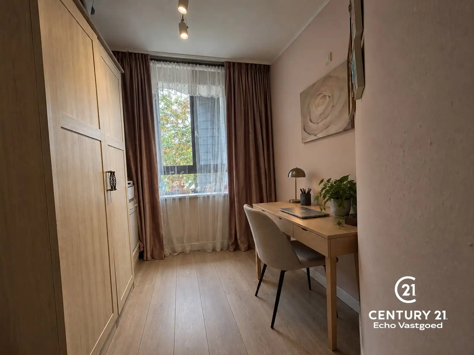 Fraai 3 slaapkamer appartement vlakbij de "Grote Markt" foto 6