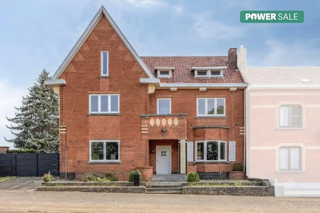 Huis met 5 slaapkamers en loods te koop in Sint-Truiden foto 2