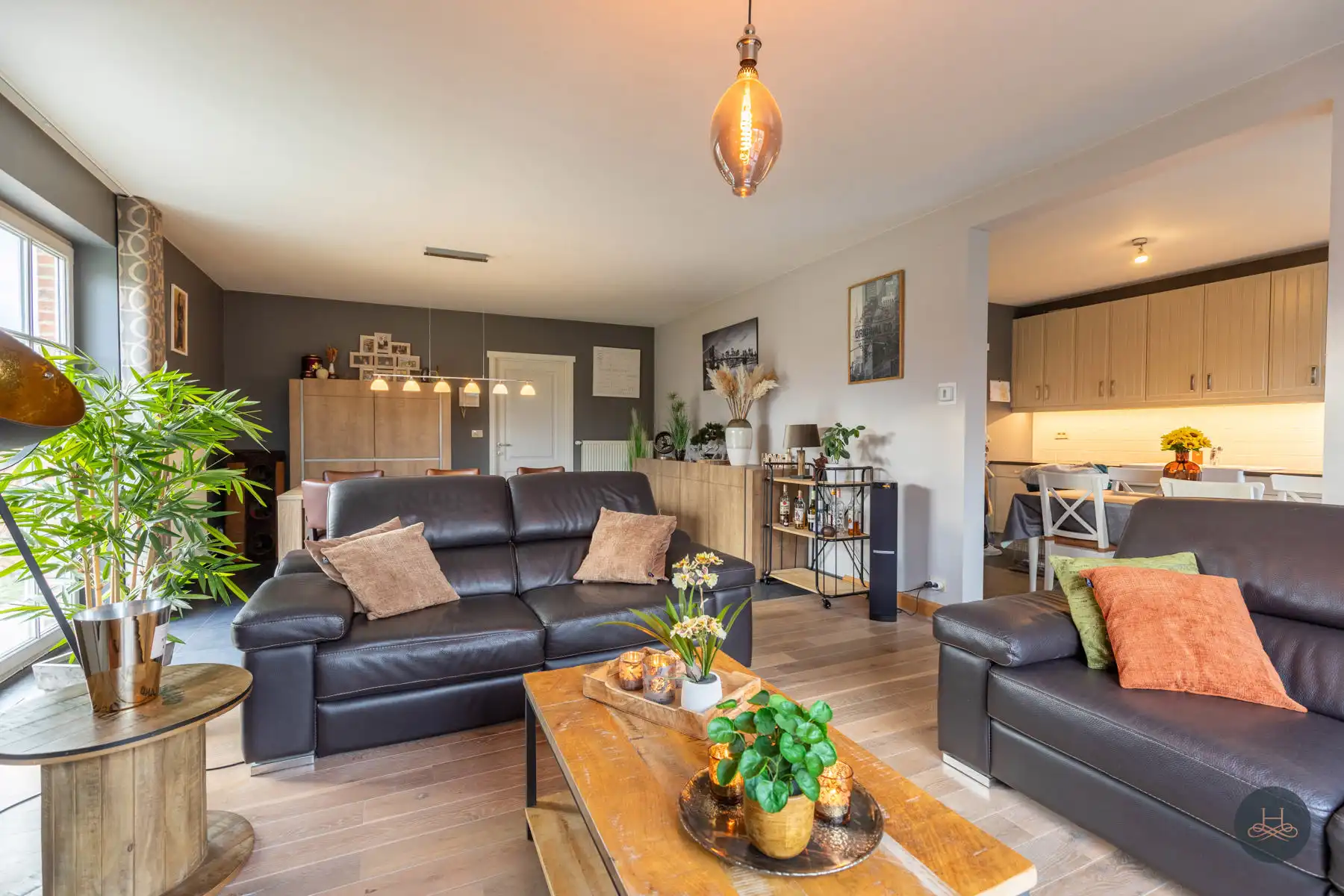 Instapklare gezinswoning met leuke tuin foto 9