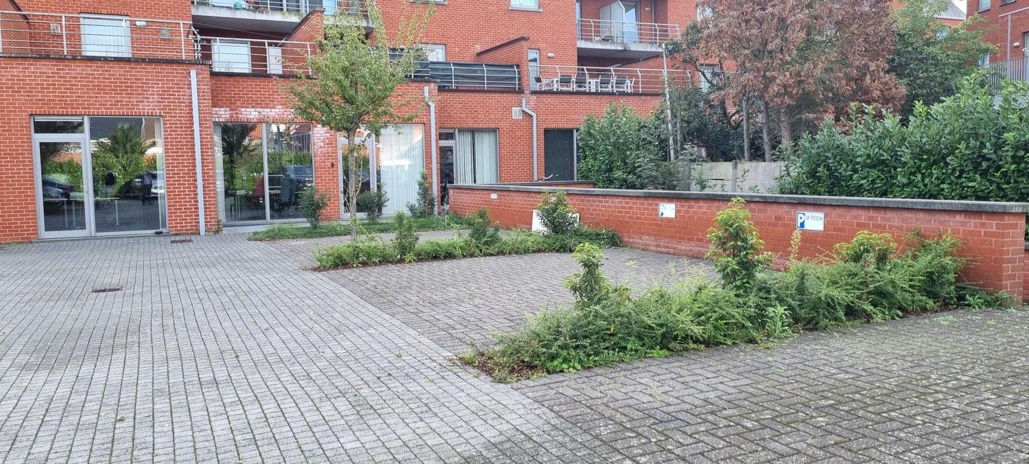 432m² kantoor met parking foto 33