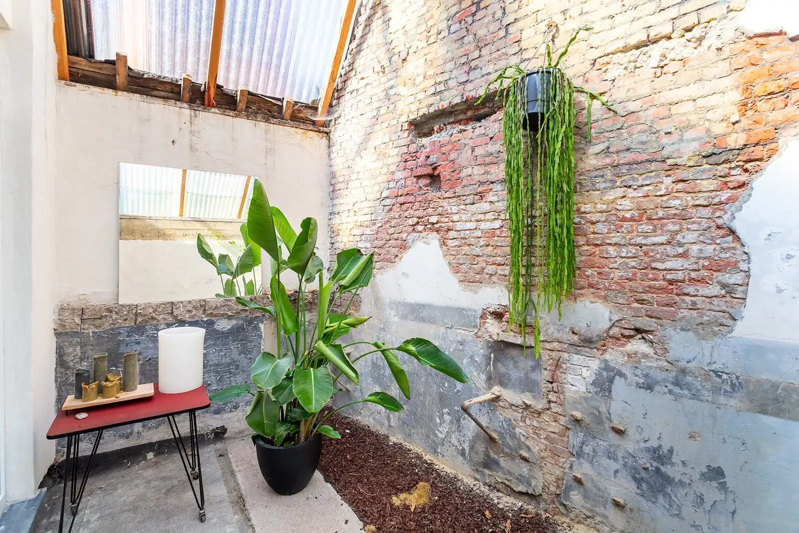 Eigenzinnig atelier in kleinschalig gebouw foto 17